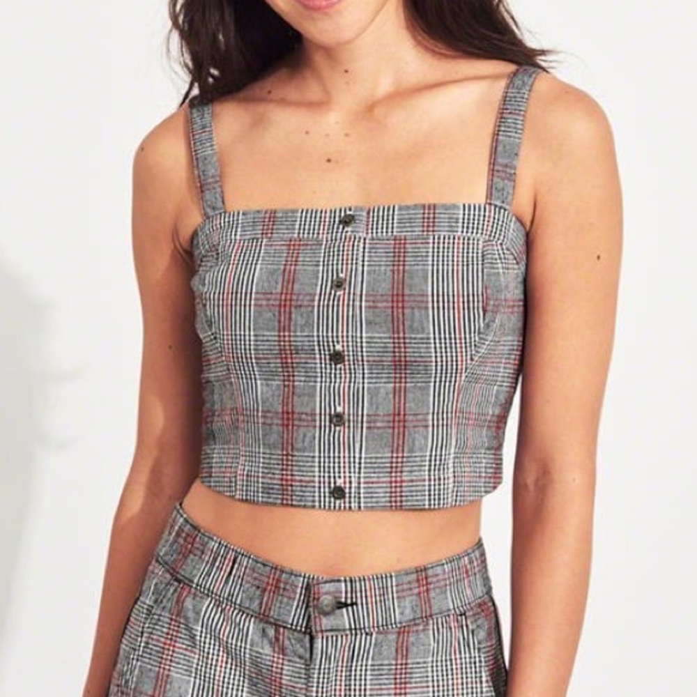 Hollister Grey Button Front Crop Top - Picture 3 of 4